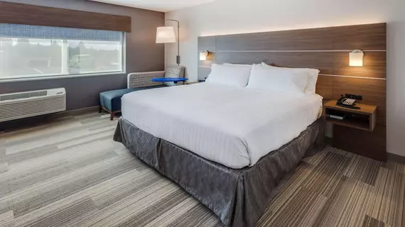 Holiday Inn Express and Suites Rice Lake | Wisconsin - Rice Lake (ve civarı) - Rice Lake