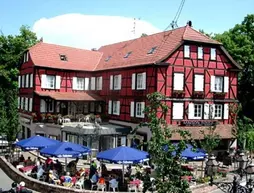 A la Maison Rouge Hôtel & Restaurant | Grand Est - Bas-Rhin (bölge) - Selestat (ve civarı) - Barr