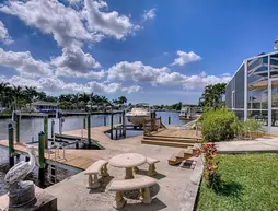 Vacation Homes by Vesteva | Florida - Fort Myers (ve civarı) - Cape Coral