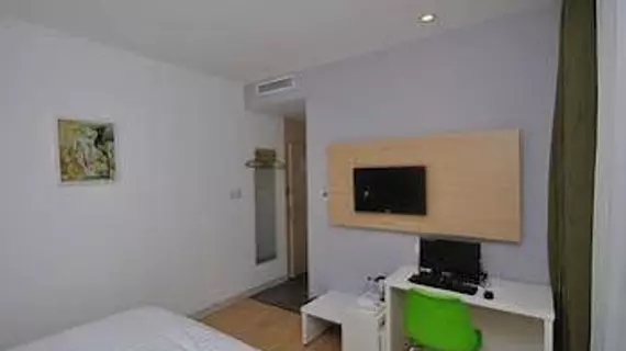 Motel 168 Shanghai Pudong Xinjingqiao Road Branch | Şanghay (ve civarı) - Şangay