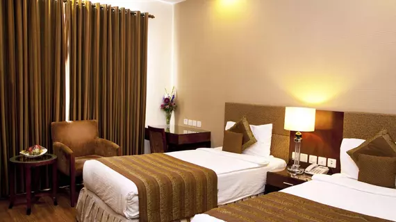 Alpina Hotels & Suites | Batı Delhi - Ulusal Eyalet Başkenti Delhi - Delhi (ve civarı) - Yeni Delhi