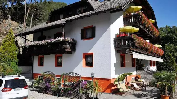 Residence Obermoarhof | Trentino-Alto Adige - Güney Tirol (il) - Vandoies