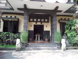 De Clove Guest House | Doğu Cava - Malang