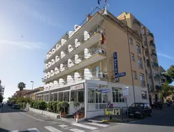 Hotel La Marina | Liguria - Imperia (il) - San Bartolomeo al Mare