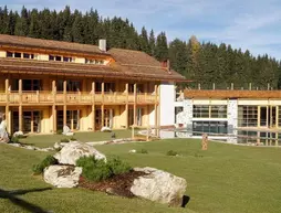 Tirler - Dolomites Living Hotel | Trentino-Alto Adige - Güney Tirol (il) - Castelrotto - Compaccio