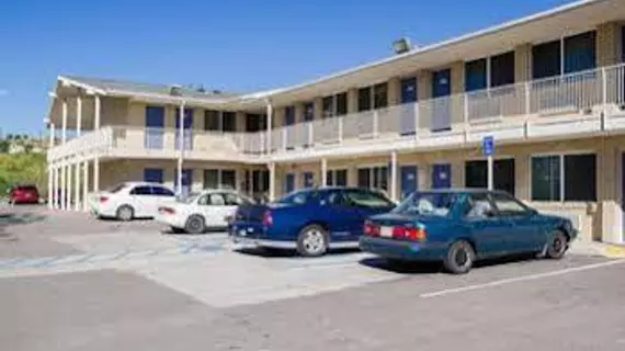 Motel 6 Colorado Springs | Kolorado - Colorado Springs (ve civarı) - Colorado Springs