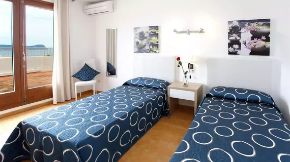 Apartamentos Sandic | Balearic Adaları - İbiza Adası - Santa Eulalia del Rio - Es Canar