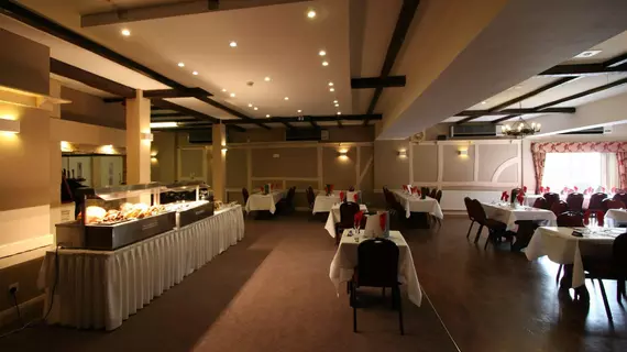 Grange Moor Hotel | Kent (kontluk) - Maidstone District - Maidstone