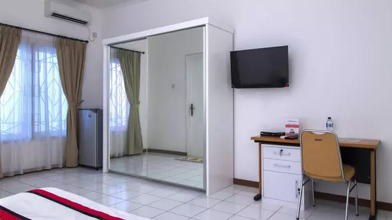 RedDoorz @ Tendean | West Java - Cakarta (ve civarı) - Cakarta - Güney Jakarta - Kebayoran Baru