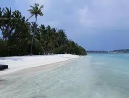 Najaf Lake View Guesthouse | Maldivler - Kaafu Atoll - Huraa