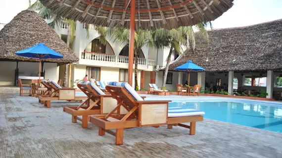 PrideInn Express Diani | Kwale İlçesi - Mombasa (ve civarı) - Diani Plajı