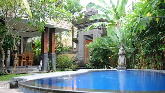 BUDHI AYU VILLAS | Bali - Ubud