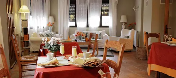 Hotel Laureana Marcos | Kastilya ve Leon - Segovia (vilayet) - Espirdo - Tizneros