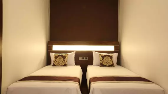 Clover Suites Royal Lake Yangon | Yangon - Bahan