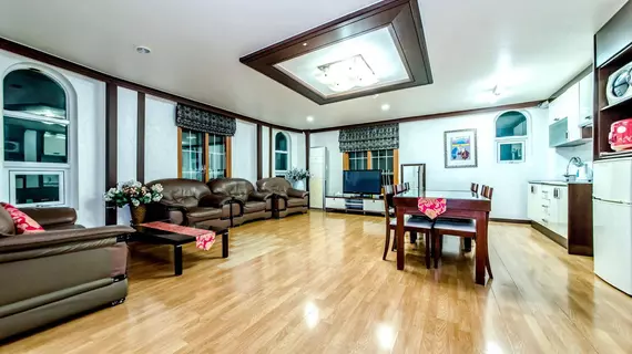 Jungmun JejuHue Pension | Jeju Adası - Seogwipo - Jungmun