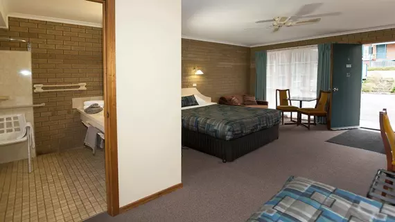 Hepburn Springs Motor Inn | Victoria - Daylesford (ve civarı) - Hepburn Springs