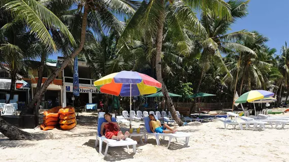 Dive Gurus Boracay Beach Resort | Aklan - Malay - Boracay - Manoc-Manoc