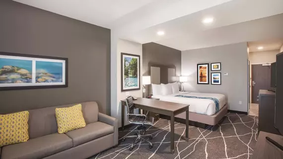 La Quinta Inn and Suites Tulsa Broken Arrow | Oklahoma - Tulsa (ve civarı) - Broken Arrow