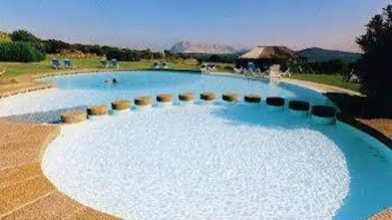 Due Lune Resort Golf & Spa | Sardinya - Sassari - San Teodoro