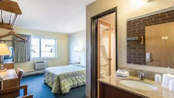 Motel 6 Eau Claire, WI | Wisconsin - Eau Claire (ve civarı) - Eau Claire