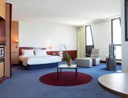 Suite Novotel Marseille Centre Euromed | Provence - Alpes - Cote d'Azur - Bouches-du-Rhone (bölge) - Marseille (ve civarı) - Marsilya - Euromed - La Joliette