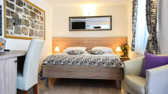 B&B Kastel 1700 | Split-Dalmaçya - Split - Split Eski Kent Bölgesi