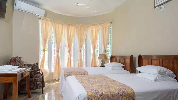 Waters Edge Guest Villa | Saint James - Montego Körfezi (ve civarı) - Montego Bay