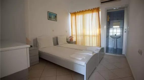 Cosmi Apartments | Girit Adası - Kandiye (bölge) - Gouves - Kato Gouves