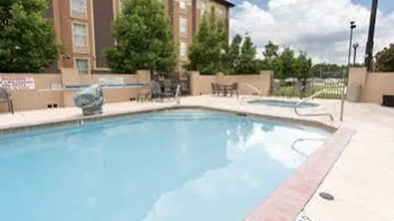 Drury Inn & Suites LaFayette | Louisiana - Lafayette (ve civarı) - Lafayette