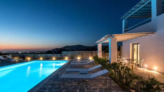 Seven Suites | Ege Adaları - Naxos