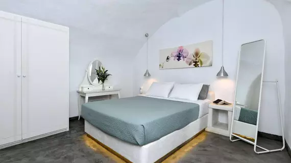 Exclusive Plan Private Suites | Ege Adaları - Santorini