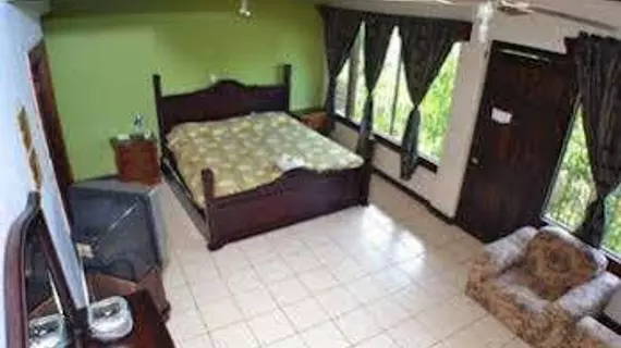 Hotel Monte Campana | Alajuela (ili) - San Jose (ve civarı) - Santa Barbara de Heredia - Birri