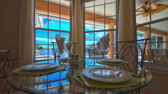 Vacation Homes by Vesteva | Florida - Fort Myers (ve civarı) - Cape Coral