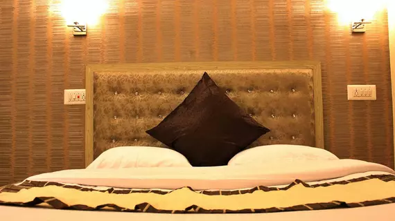 Walisons Resort | Cammu ve Keşmir - Srinagar (ve civarı) - Srinagar - Nishat-Shalimar