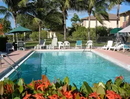 Hideaway Waterfront Resort | Florida - Fort Myers (ve civarı) - Cape Coral