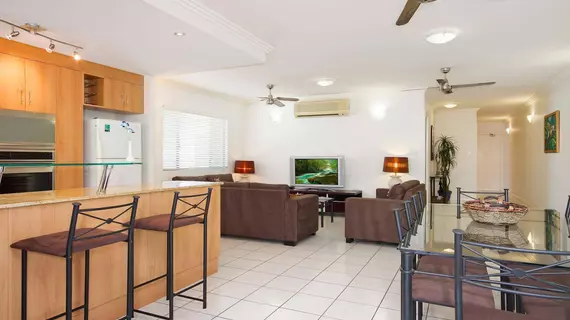 Mediterranean Beachfront Apartments | Queensland - Cairns - Cairns (ve civarı) - Yorkeys Knob