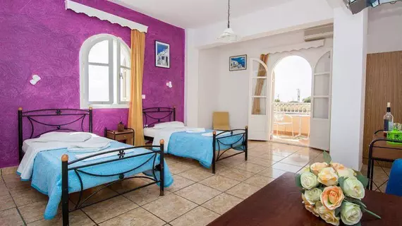 Fira Calm Hotel | Ege Adaları - Santorini