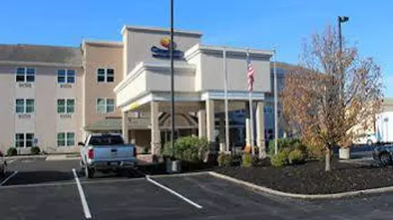 Comfort Inn & Suites Northern Kentucky | Kentucky - Covington (ve civarı) - Wilder