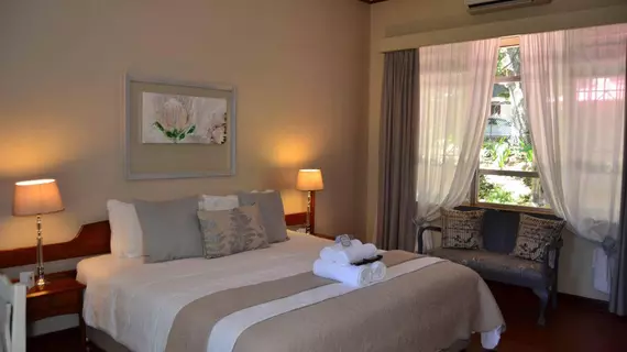 King's Highway Guest House | Western Cape (il) - West Coast DC - Drakenstein - Cape Town (ve civarı) - Cape Town - Somerset West