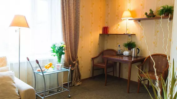 Suite Hotel | Sverdlovsk Federal Bölgesi - Yekaterinburg (ve civarı) - Yekaterinburg