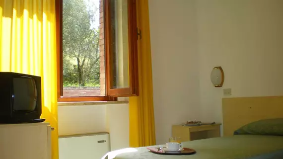 Hotel I Platani | Toskana - Siena (vilayet) - San Gimignano - Val d'Elsa