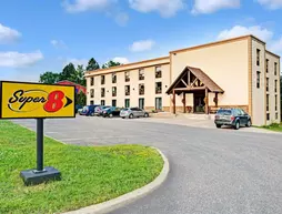 Super 8 Huntsville | Ontario - Muskoka - Huntsville (ve civarı) - Huntsville