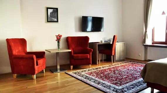 Hotel Santi | Küçük Polonya Voyvodalığı - Krakow (ve civarı) - Krakow - Stare Miasto