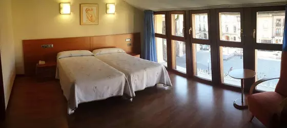 Hotel Zaravencia | Kastilya ve Leon - Zamora (vilayet) - Toro