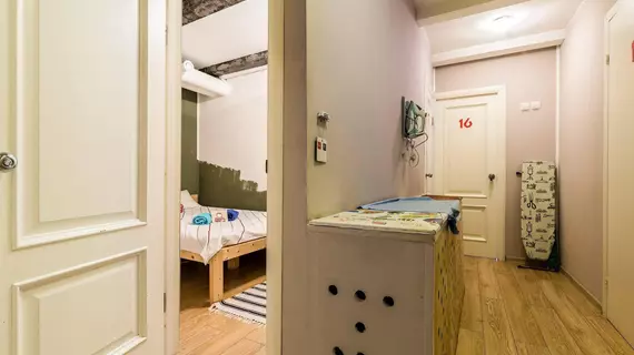 Hostel Whose Suitcase | Leningrad Bölgesi - St. Petersburg (ve civarı) - St. Petersburg - Tsentralny