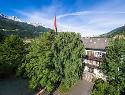 Hotel Pension Schweitzer | Trentino-Alto Adige - Güney Tirol (il) - Silandro