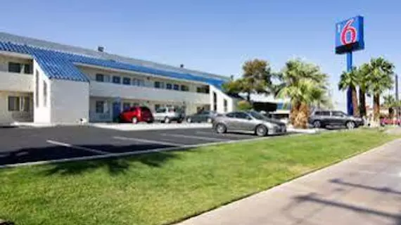 Motel 6 Palm Springs North | Kaliforniya - Imperial County - Palm Springs (ve civarı) - Palm Springs