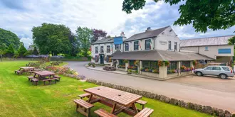 Longlands Inn & Cottages