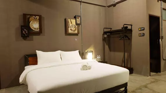 Rider Bedroom Hostel and Cafe | Prachuap Khiri Khan (ili) - Hua Hin (ve civarı) - Pranburi