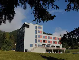 Youth Hostel Valbella-Lenzerheide | Maloja District - Graubuenden - Vaz-Obervaz - Valbella